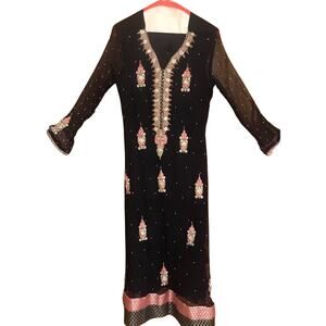 Salwar 3 piece silk suit.   Navy w/ white pink